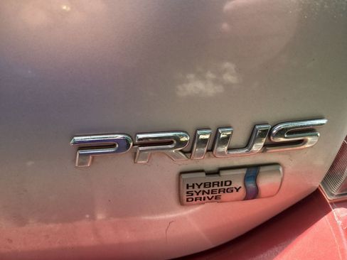 Used 2005 Toyota Prius FWD image 3