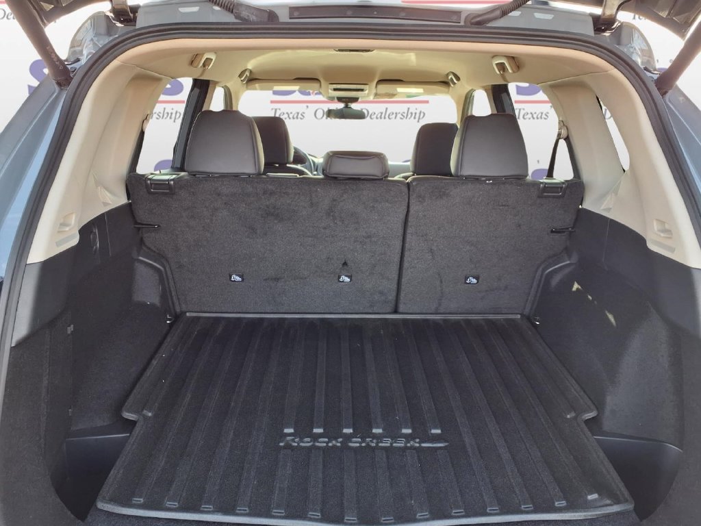 Used 2025 Nissan Rogue SV w/ Rock Creek Premium Package AWD/4WD image 10