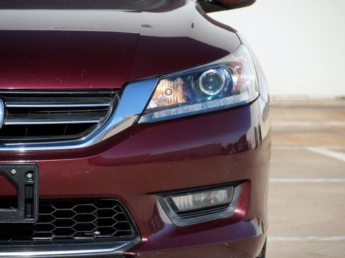Used 2015 Honda Accord Sport image 22
