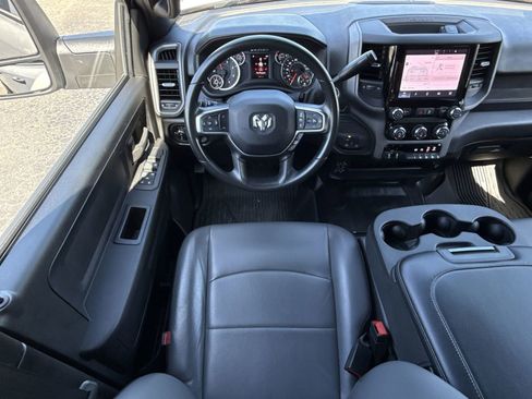 Used 2025 RAM 3500 Tradesman w/ Chrome Appearance Group image 27