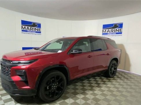 Certified 2024 Chevrolet Traverse RS w/ LPO, Floor Liner Package image 7