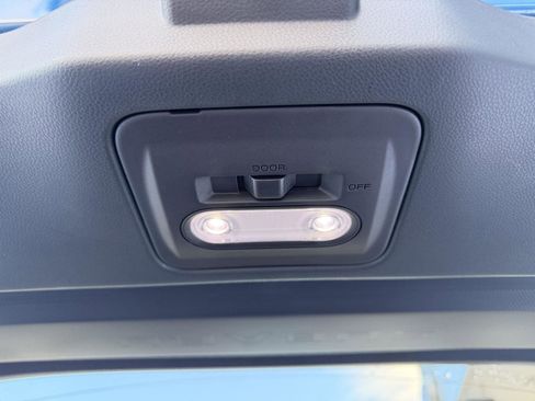 Certified 2025 Subaru Crosstrek 2.5i Wilderness image 34