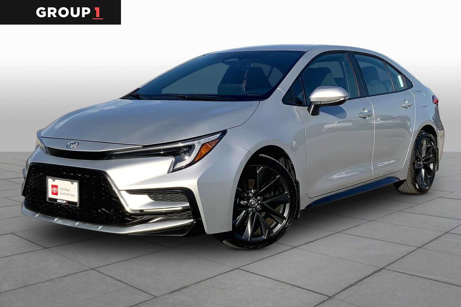 Used 2026 Toyota Corolla SE w/ SE Package FWD image 1