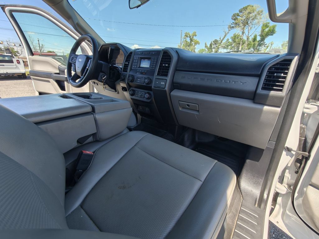 Used 2020 Ford F250 XL w/ Power Equipment Group RWD image 26