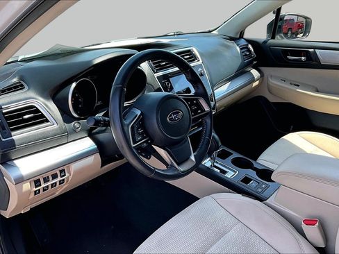 Used 2019 Subaru Outback 2.5i Premium AWD/4WD image 12