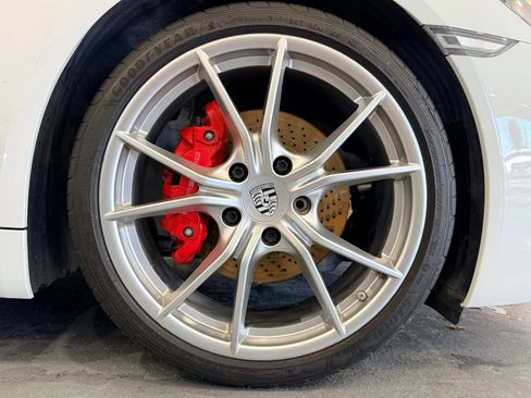 Used 2019 Porsche 718 Boxster S image 36