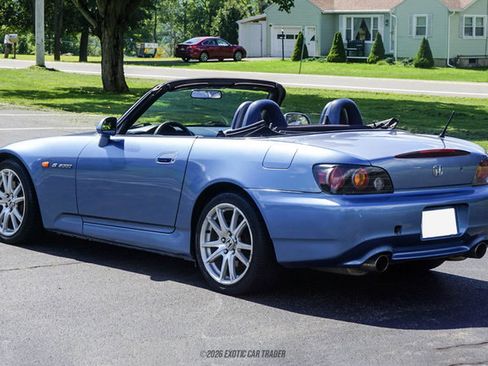 Used 2004 Honda S2000 image 4
