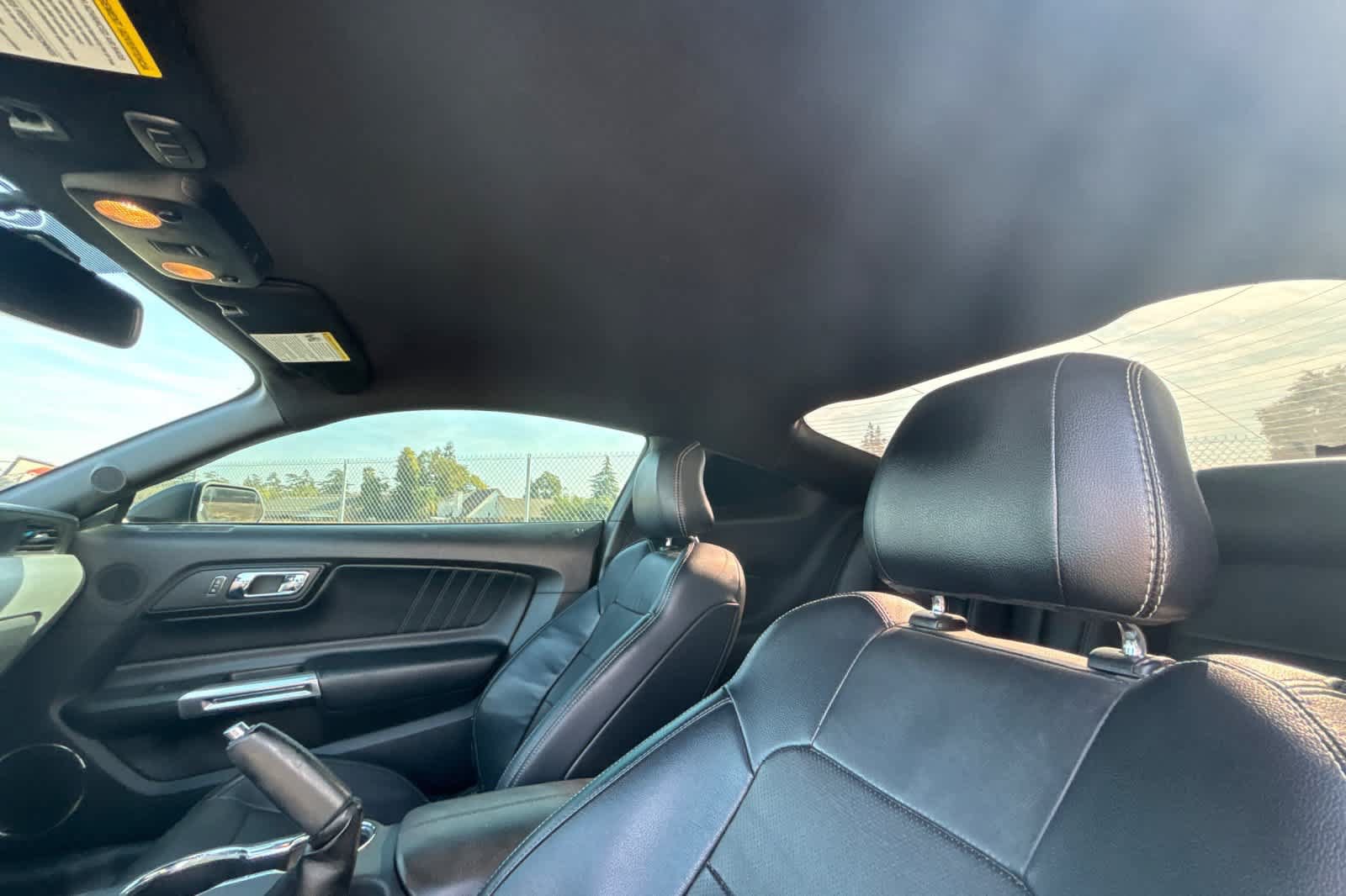 Used 2016 Ford Mustang GT Premium w/ Equipment Group 401A RWD image 17