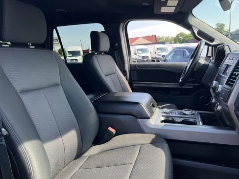 Used 2018 Ford Expedition XLT w/ Cargo Package AWD/4WD image 26