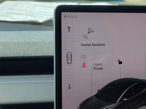 Used 2024 Tesla Model 3 Long Range AWD/4WD image 25