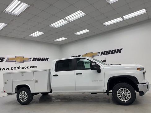 New 2026 Chevrolet Silverado 2500 W/T w/ WT Convenience Package RWD image 4