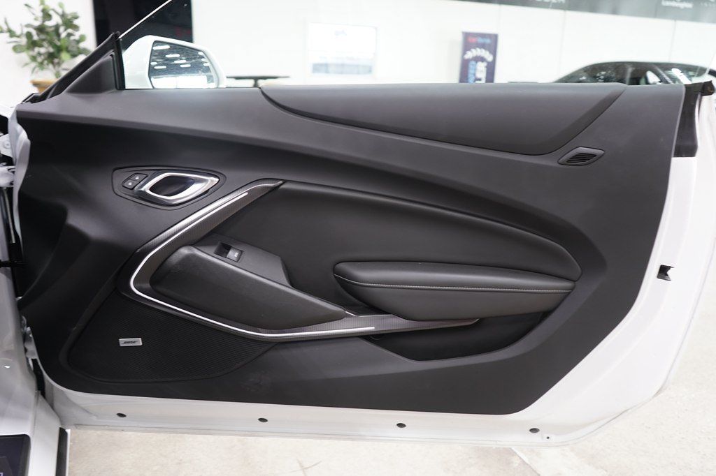 Used 2022 Chevrolet Camaro LT w/ Technology Package RWD image 21
