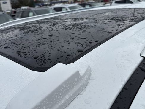 New 2026 GMC Yukon Elevation image 18