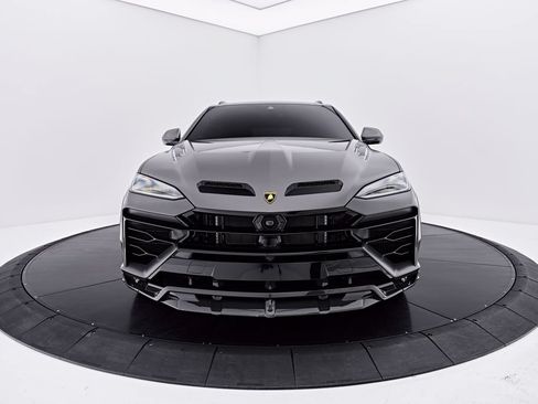 Used 2025 Lamborghini Urus Performante AWD/4WD image 17