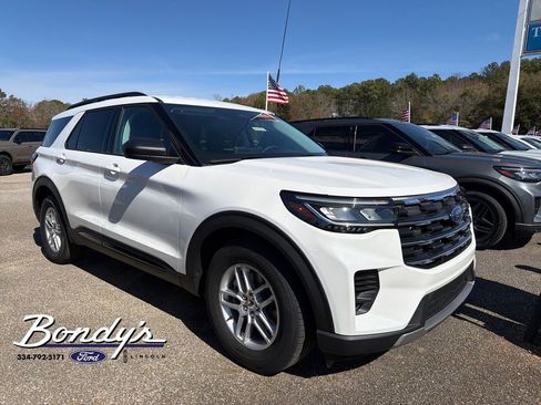 New 2026 Ford Explorer Active image 1