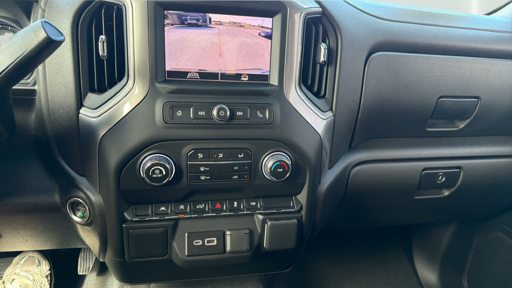 Used 2026 Chevrolet Silverado 1500 Custom RWD image 23