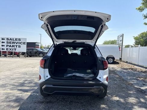 New 2026 GMC Terrain Elevation w/ Elevation Premium Package FWD image 23