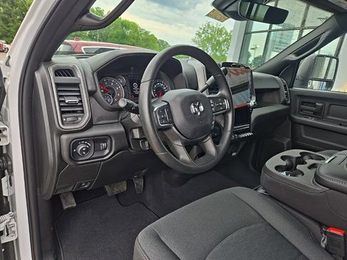 Used 2025 RAM 2500 Tradesman image 40