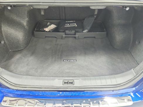 Used 2023 Nissan Altima 2.5 SR image 43