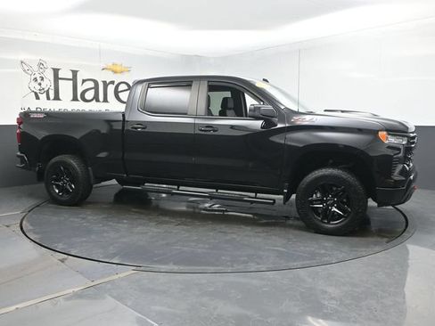 Used 2024 Chevrolet Silverado 1500 LT Trail Boss w/ Convenience Package II AWD/4WD image 1