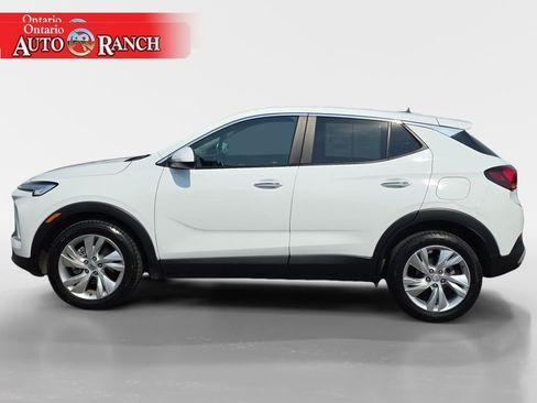 Used 2024 Buick Encore GX Preferred FWD image 2