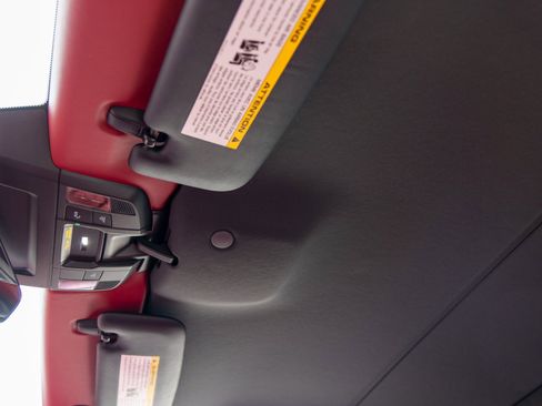 Used 2024 Porsche 911 Targa 4 GTS image 33