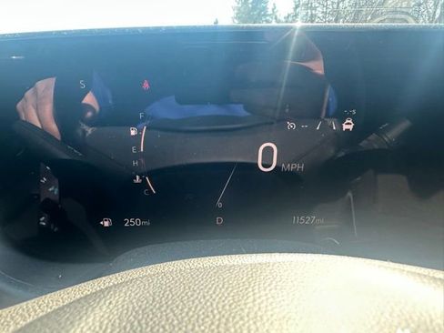 Used 2024 Buick Encore GX Preferred w/ Comfort Package image 11