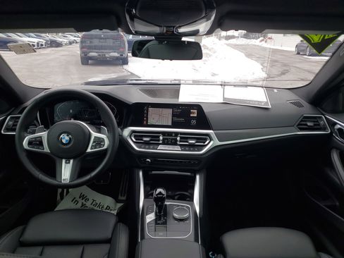 Used 2022 BMW 430i xDrive Coupe w/ M Sport Package image 22