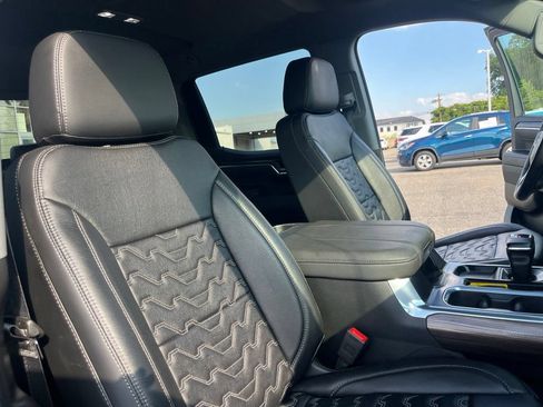 Used 2025 Chevrolet Silverado 1500 RST AWD/4WD image 60
