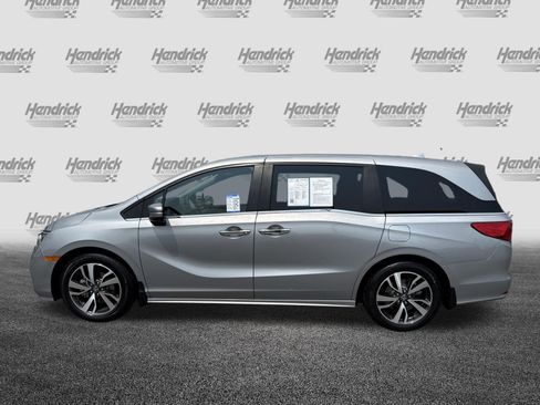 Certified 2024 Honda Odyssey Touring image 7