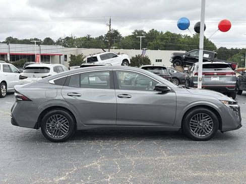 Certified 2026 Nissan Sentra SV w/ SV Convenience Package FWD image 7