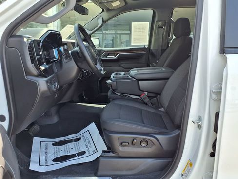 Used 2025 Chevrolet Silverado 1500 LT w/ Safety Package AWD/4WD image 18