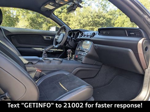 Used 2016 Ford Mustang Shelby GT350 w/ Technology Package image 17