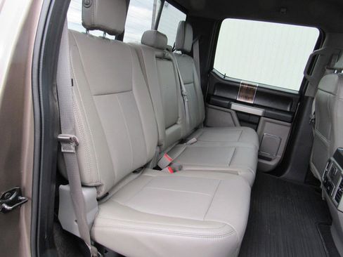 Used 2018 Ford F150 Lariat w/ Equipment Group 502A Luxury image 18