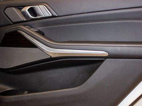 Used 2019 BMW X7 xDrive50i w/ Executive Package image 14