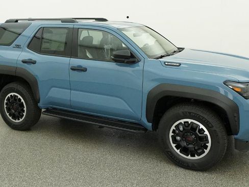 New 2026 Toyota 4Runner TRD Off-Road Premium AWD/4WD image 15
