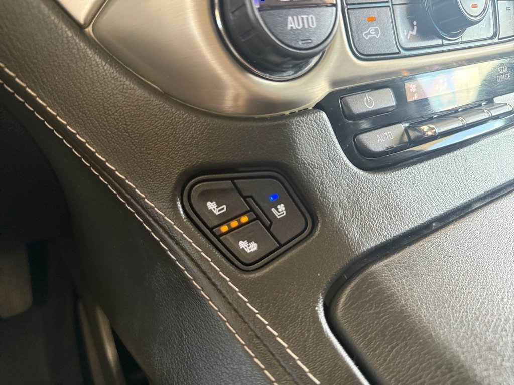 Used 2020 GMC Yukon Denali AWD/4WD image 24