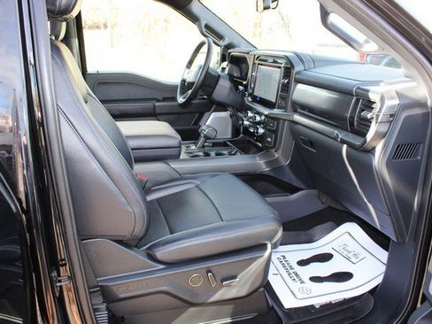 Used 2025 Ford F150 Lariat w/ Equipment Group 502A High image 15