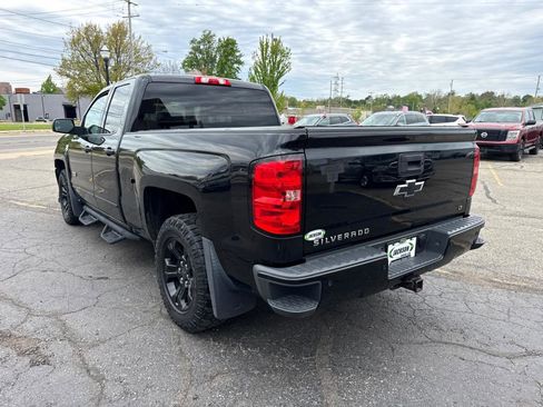 Used 2017 Chevrolet Silverado 1500 LT w/ Midnight Edition AWD/4WD image 3