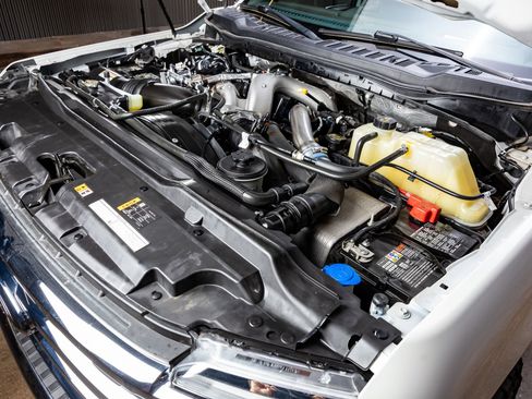 Used 2023 Ford F250 King Ranch w/ Chrome Package image 40