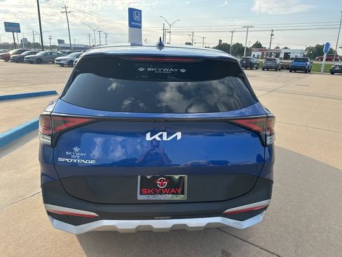 Used 2023 Kia Sportage EX image 14