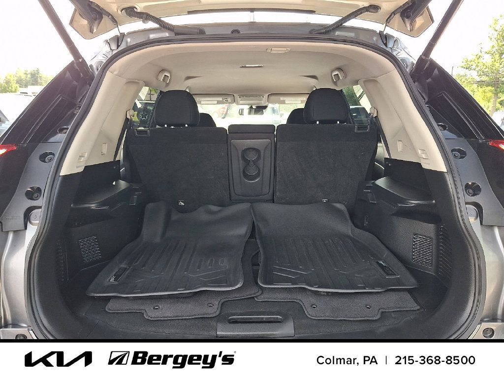 Used 2019 Nissan Rogue SV w/ Premium Package AWD/4WD image 31