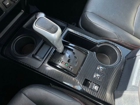 Used 2024 Toyota 4Runner TRD Off-Road Premium image 20