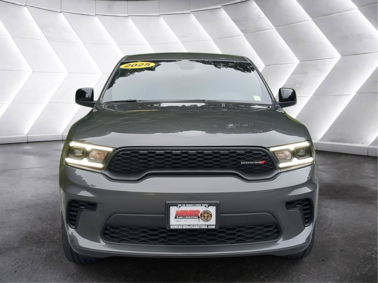 Used 2025 Dodge Durango GT AWD/4WD image 8