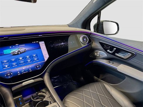 Certified 2023 Mercedes-Benz EQS 580 4MATIC SUV image 25