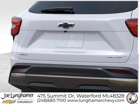 New 2026 Chevrolet Trax ACTIV w/ Driver Confidence Package FWD image 14