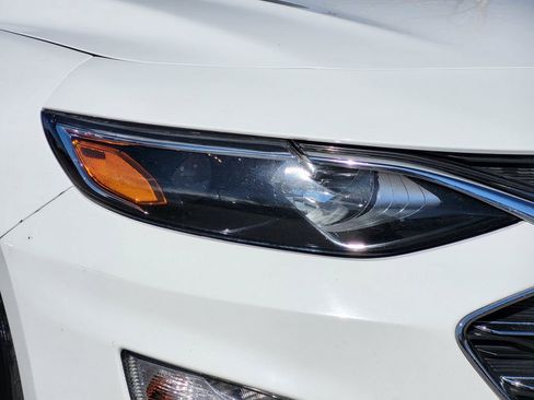 Used 2023 Chevrolet Malibu LT image 27