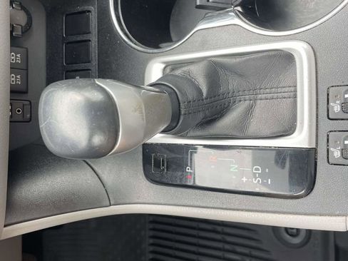 Used 2017 Toyota Highlander XLE FWD image 17