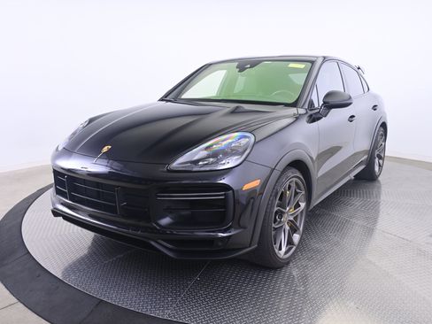 Certified 2022 Porsche Cayenne Turbo GT AWD/4WD image 1