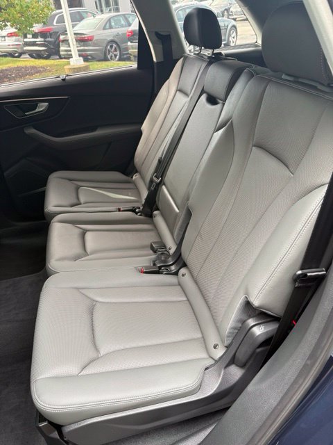 Used 2026 Audi Q7 2.0T Premium Plus AWD/4WD image 11